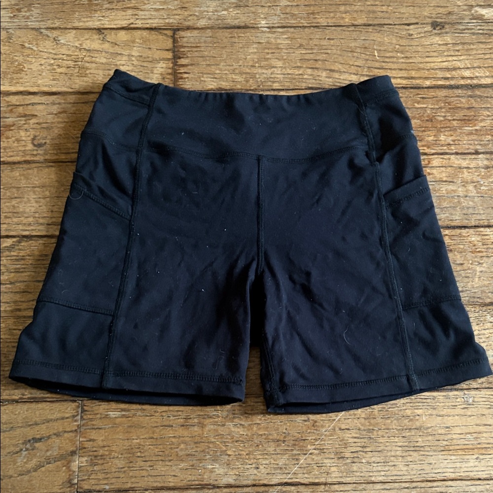 Women’s Black Performance Pocket Shorts